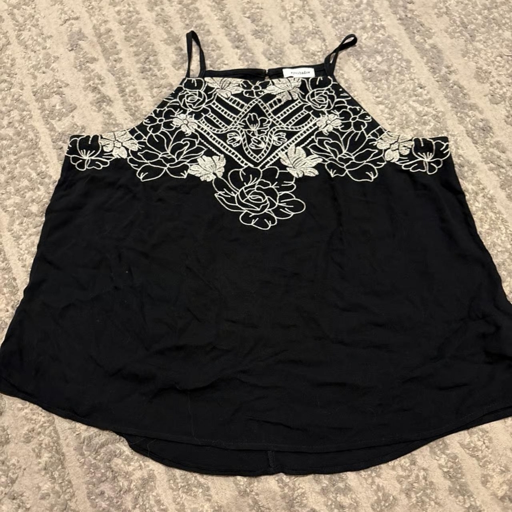Eyeshadow tank top black floral size medium